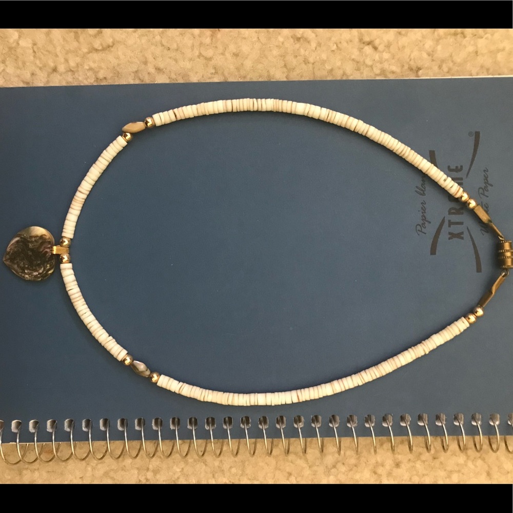 Seashell necklace - Picture 2 of 2
